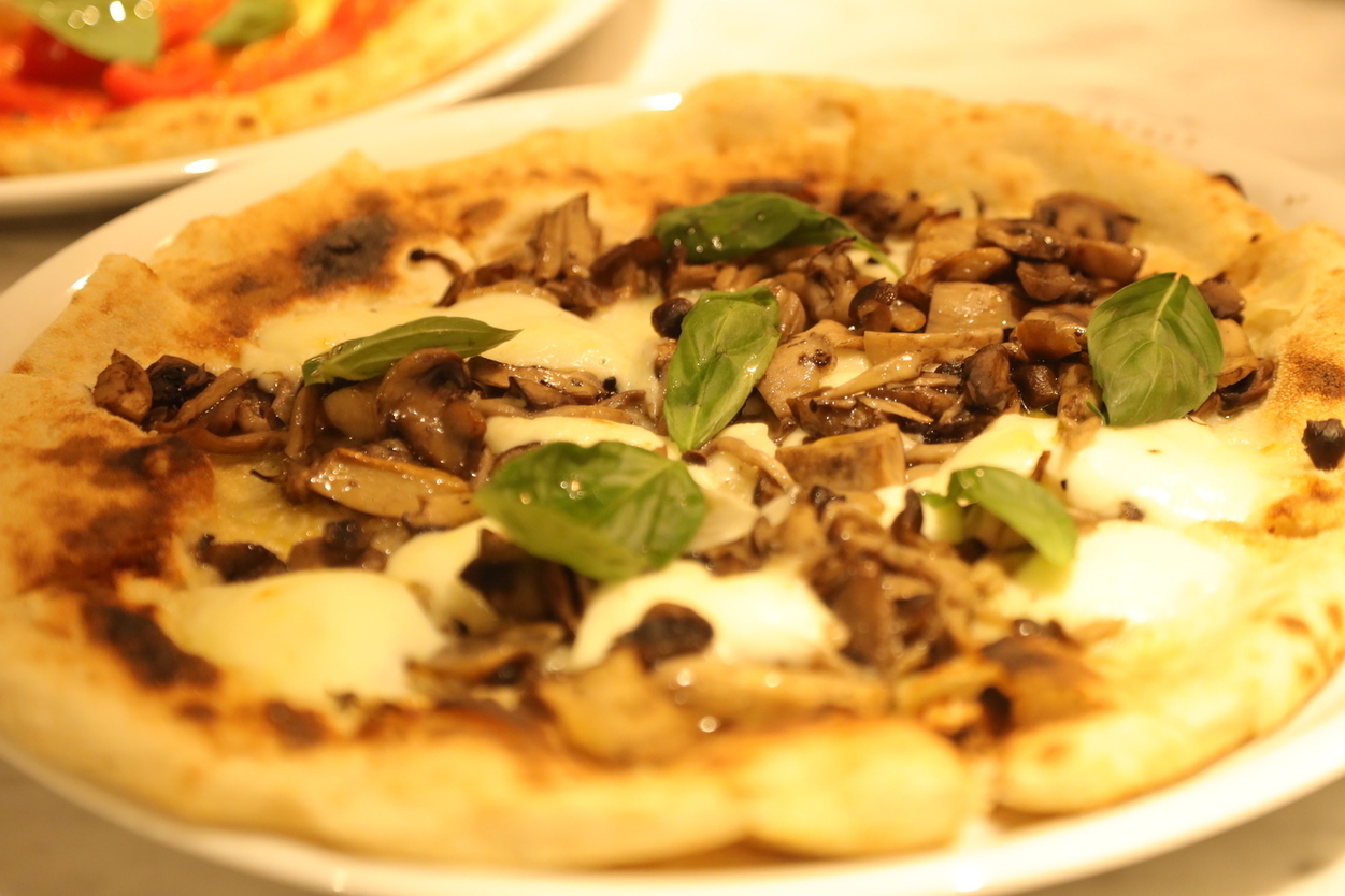 イータリー 原宿店