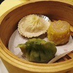 中国料理 皇苑 - 三種蒸し点心