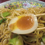 ラーメンの店　大吉 - 油そば（５５０円）+味玉（１００円）