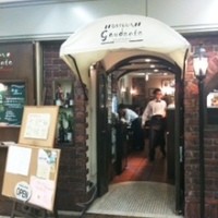 オステリア ガウダンテ 大阪駅前第4ビル店 - 