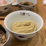 麺屋 猪一 離れ - 白菜と椎茸の鶏せせりつけそば(薄口醤油) 1,200円 (冷盛)