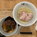 麺屋 猪一 離れ - 京の都もち豚ちゃーしゅー 追い鰹つけそば(黒醤油) 1,000円