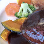 キッチン櫻庭 - 料理写真:ハンバーグデミグラスソース カニクリームコロッケ盛り合わせ
