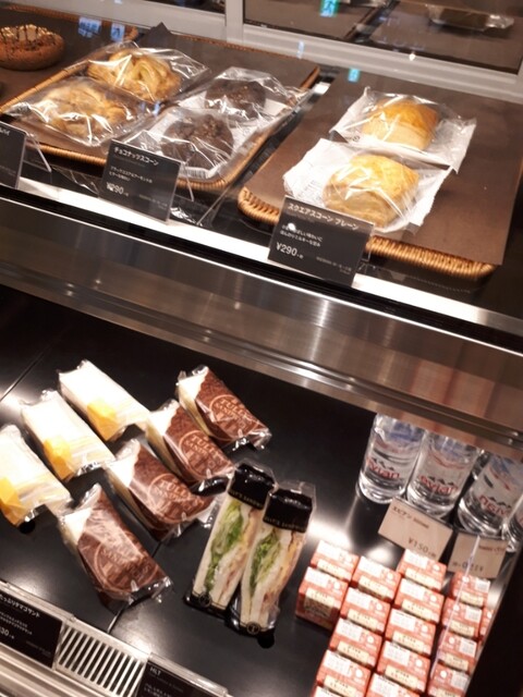 タリーズコーヒー Tea センター南店 タリーズコーヒー Tea センター南 カフェ 食べログ