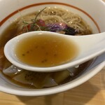 川の先の上 - スープは冷麺のよう