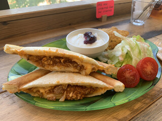 CR.CACTUS CAFE&ACCESSORY