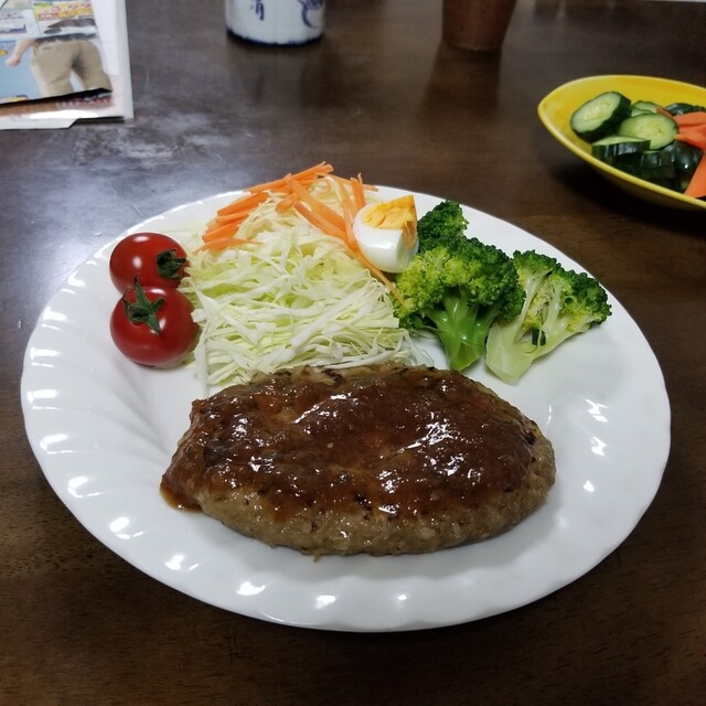 ステーキとハンバーグのさる～ん 桜木店 （サルーン） 新潟/ステーキ [食べログ]