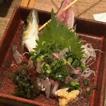 Hamayaki Kaisen Izakaya Daishou Suisan - 鯵刺し