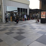 麺屋 丈六 - 人が人を呼ぶ行列