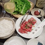 焼き肉 伊藤園 - 料理写真:カルビ 950円。