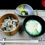 美加登家 - 鮎めし ・　稚鮎の白味噌仕立て ・　香の物