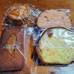 アテスウェイ - 買って帰った焼き菓子