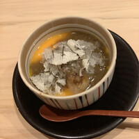 はらまさ - 蟹多すぎ茶碗蒸しはややスが入っている。蟹味噌にトリュフ、足しすぎスタート。