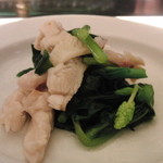 中国料理＆ワイン yinzu - ２０１２年５月２６日訪問～北寄とあずき菜のお浸し（ハーフサイズ）