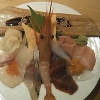 SUSHI 権八 西麻布 - 海鮮丼ランチ