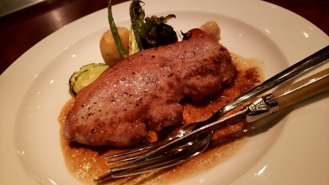 Wine to Shokuji no Mise Chicken Stock photo 2