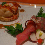 ラ・ヴァガボンド - ３-３　オマール海老のミ・キュイ　クスクスタブレ　トリュフ卵　井深農園の春（ブーケの花束）