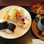 デラ - おにぎりモーニング(税込)550円　(2020.06.09)