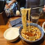 麺屋 悠 - 大栄食品のストレート麺が、このつけ汁にぴったりだ♪