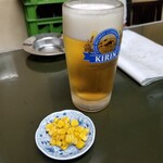 Ichifuku - お通しと生ビール中ジョッキ