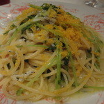 KIHACHI ITALIAN - 2012/5  揚げしらすと豆苗のペペロンチーノスパゲッティ　からすみ掛け