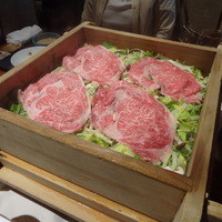 佐賀牛 季楽 銀座  - せいろ蒸し野菜投入