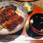 かかみ野 蓬しん - うなぎ丼(中) 2/3匹使用