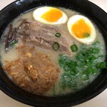 鹿児島ラーメン豚とろ - ノーマルのラーメン