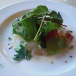 万平ホテル メインダイニングルーム - 鯛のカルパッチョ