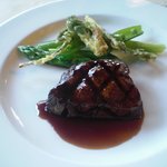 万平ホテル メインダイニングルーム - 牛フィレ肉～マデラソース