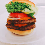 フレッシュネスバーガー - クラシックWWバーガー（デリバリーでも綺麗な仕上がり））