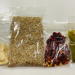 博多発祥 とり皮・もつ鍋 よのすけ - 