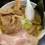 一条流がんこ総本家分家四谷荒木町 - こんなに具材たっぷりで1000円