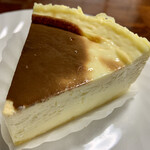 マロニエ - バスクチーズ（３８０円）