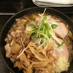 らぁ麺 ゆら吉 - 魚介ガッツリらぁ麺・男気盛り1,100円