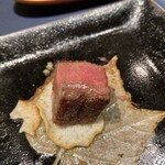 佐賀牛 季楽 銀座  - ニンニクとサーロイン