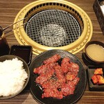 Oumigyuuyakiniku Eifukuen - 