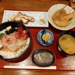 季節料理と静岡おでん しんば - 海鮮漬け丼とミニおでんと鰹のはらものオーブン焼き　￥1000(20-06)