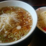 春日飯店 - ラーメンとチャーハンのセット