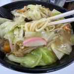 長浜ラーメン力 - 麺、太めです。