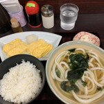 四国手打ちうどん 讃岐路 - だし巻き定食