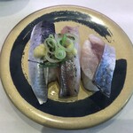 はま寿司 - ひかりもの三種盛り150円（あじ・とろいわし・しめさば）