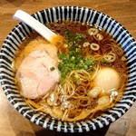 Ramenfakutori - 醤油ラーメン 味玉のせみたいなネーミングだった