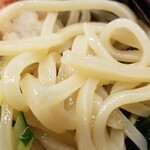 和乃家 - 麺の表情。