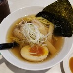 Uobei - こだわり醤油ラーメンあっさり 320円