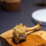 プレゼンテ スギ - 2020.6 房総地鶏（房総地鶏を丸ごとミンチ、佐倉天然木耳、長葱のソース）