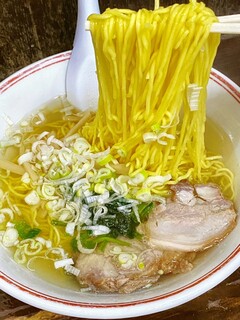 めん処 くら田 - 麺リフト