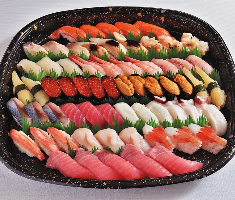 写真 : 回転寿司 根室花まる 銀座店 - 銀座/回転寿司 | 食べログ