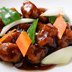 Black sweet and sour pork