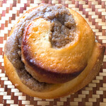 AOSAN - マロンロール 220円